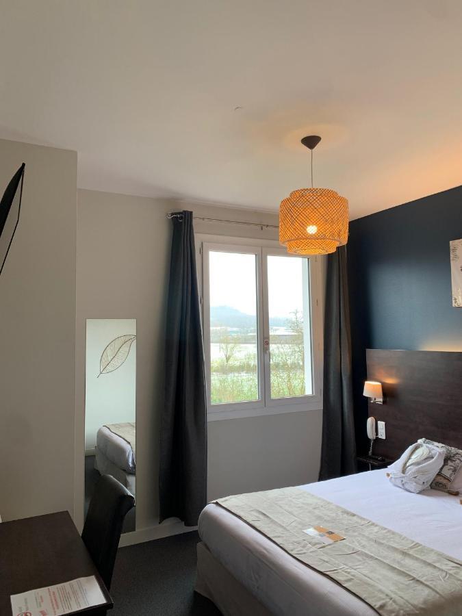 Hotel Logis Aux Berges De L'aveyron Onet-le-Chateau