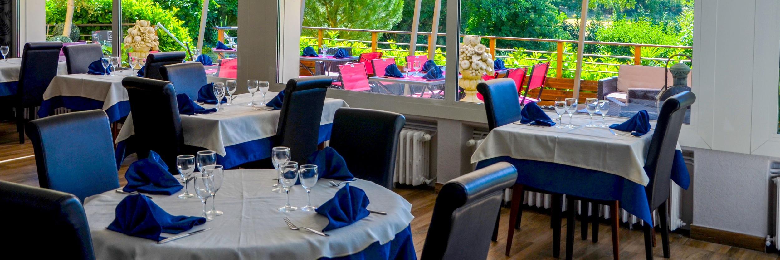 Logis Aux Berges De L'aveyron Hotel 3*